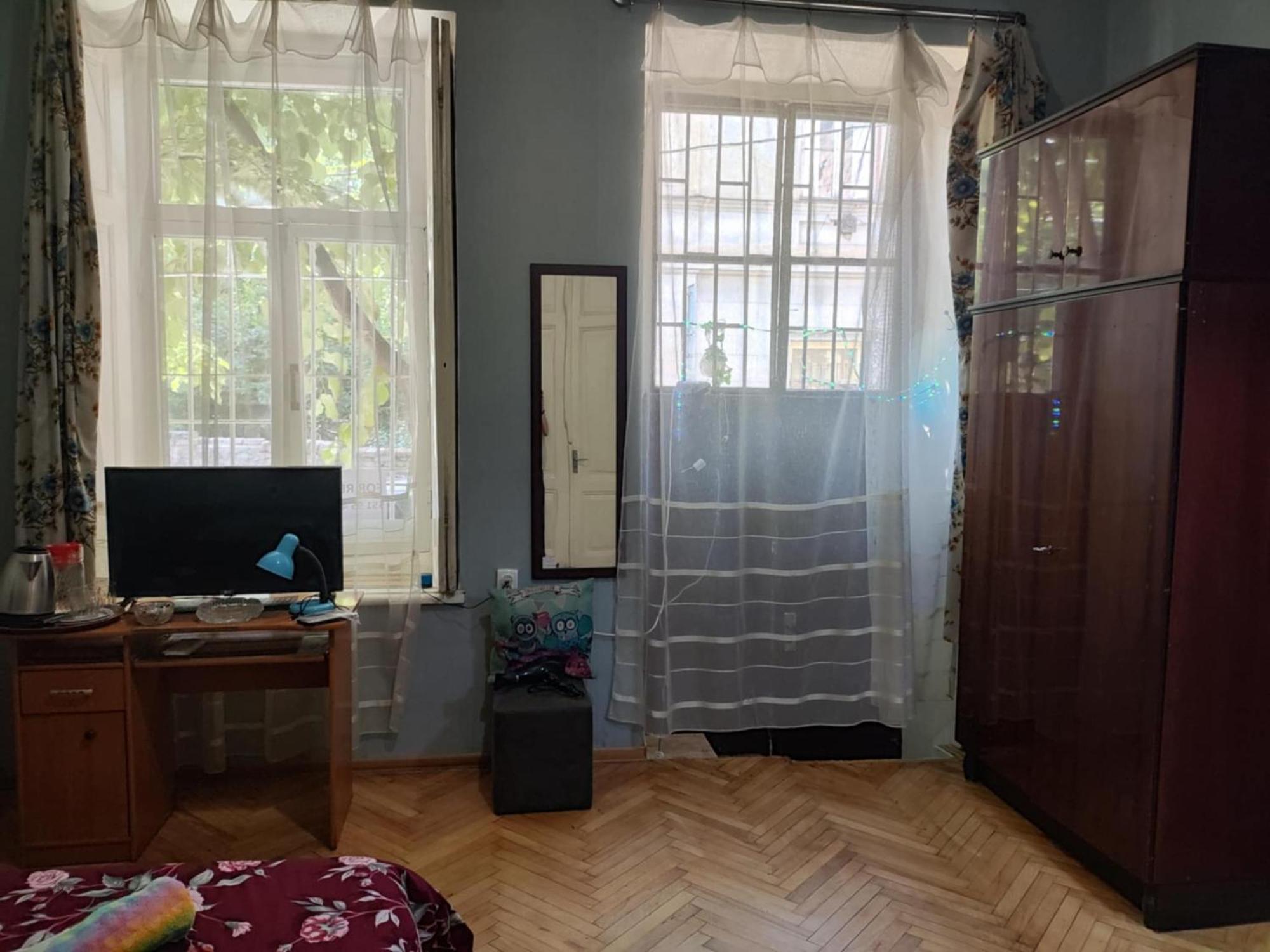 Hostel Jessi On Marjanishvili Тбілісі Екстер'єр фото