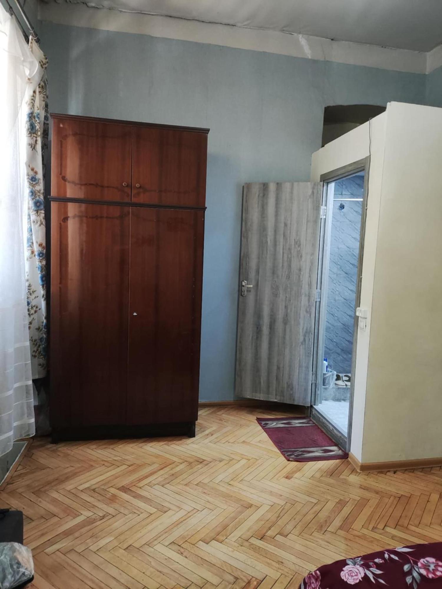 Hostel Jessi On Marjanishvili Тбілісі Екстер'єр фото